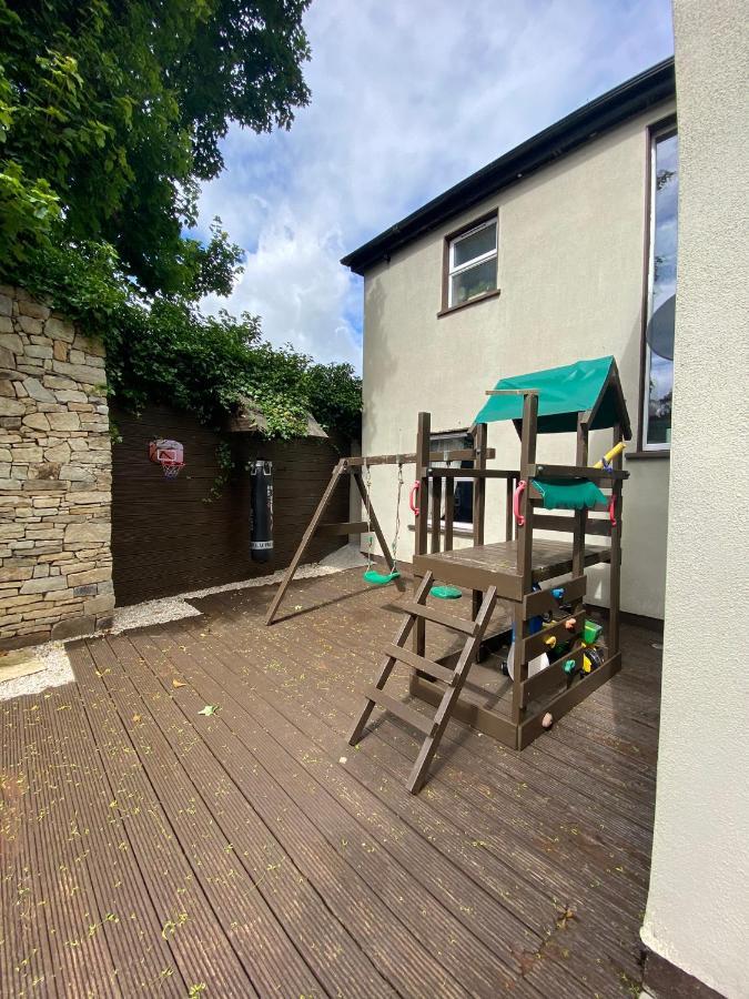 Town Villa With Charming Garden, Bbq Area & Sleeps 6 Cashel  Exteriör bild