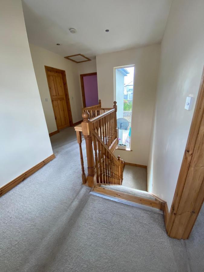 Town Villa With Charming Garden, Bbq Area & Sleeps 6 Cashel  Exteriör bild